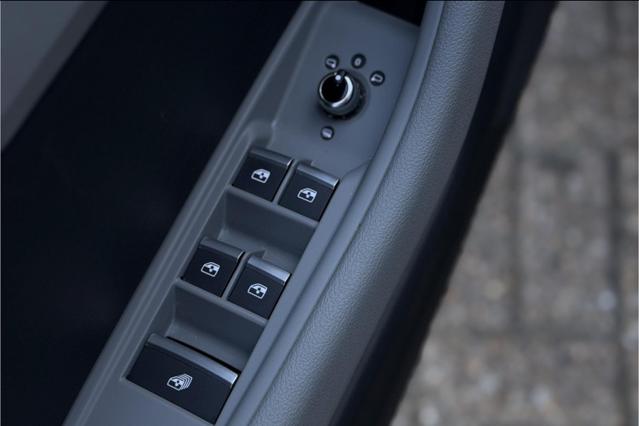 Audi A5 Cabriolet 40 TFSI | Leder | Massage | Camera | Stoel-Nekverwarming