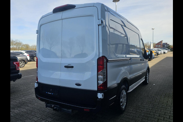 Ford Transit 350 2.0 TDCI L2H2 Trend | Automaat | Camera | Trekhaak | Cruise control | Lane assist | Voorruitverwarming | Bijrijdersbank