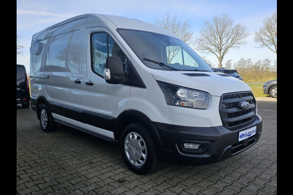 Ford Transit 350 2.0 TDCI L2H2 Trend | Automaat | Camera | Trekhaak | Cruise control | Lane assist | Voorruitverwarming | Bijrijdersbank