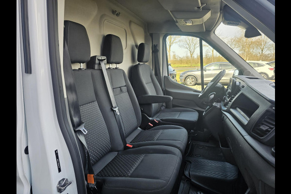 Ford Transit 350 2.0 TDCI L2H2 Trend | Automaat | Camera | Trekhaak | Cruise control | Lane assist | Voorruitverwarming | Bijrijdersbank