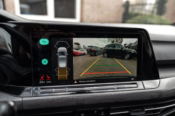 Volkswagen Golf 1.4 eHybrid GTE 245 PK Pano ACC IQ-Light Head-Up Stoelverwarming Camera 18''