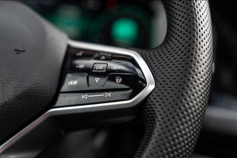 Volkswagen Golf 1.4 eHybrid GTE 245 PK Pano ACC IQ-Light Head-Up Stoelverwarming Camera 18''