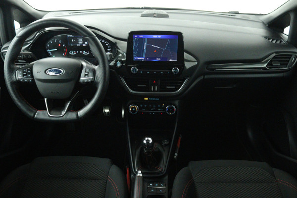 Ford Fiesta 1.0 EcoBoost Hybrid ST-Line X (TREKHAAK, CAMERA, STOEL/STUUR VERWARMING, CRUISE CONTROL ADAPTIEF, PARKEERSENSOREN)