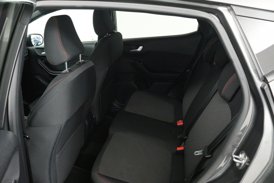 Ford Fiesta 1.0 EcoBoost Hybrid ST-Line X (TREKHAAK, CAMERA, STOEL/STUUR VERWARMING, CRUISE CONTROL ADAPTIEF, PARKEERSENSOREN)