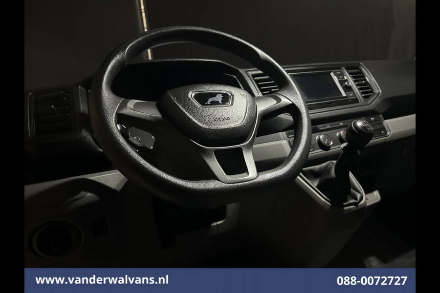 Volkswagen Crafter 2.0 141pk Bakwagen Laadklep Euro6 Airco | Apple Carplay | Android Auto Bijrijdersbank