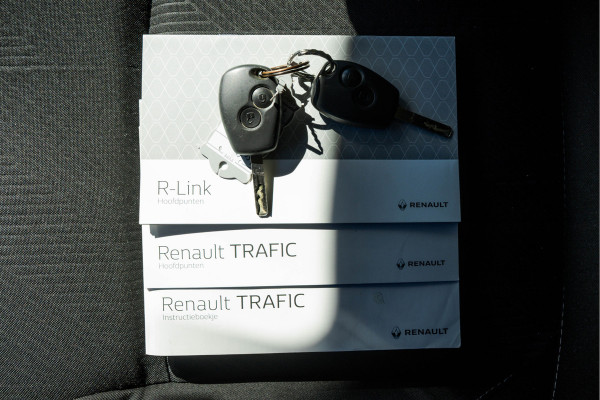 Renault Trafic L2H1 | 170 PK | MARGE | 5-Persoons | Automaat | LED | Schuifdeur L+R | Camera | Cruise | Climatronic