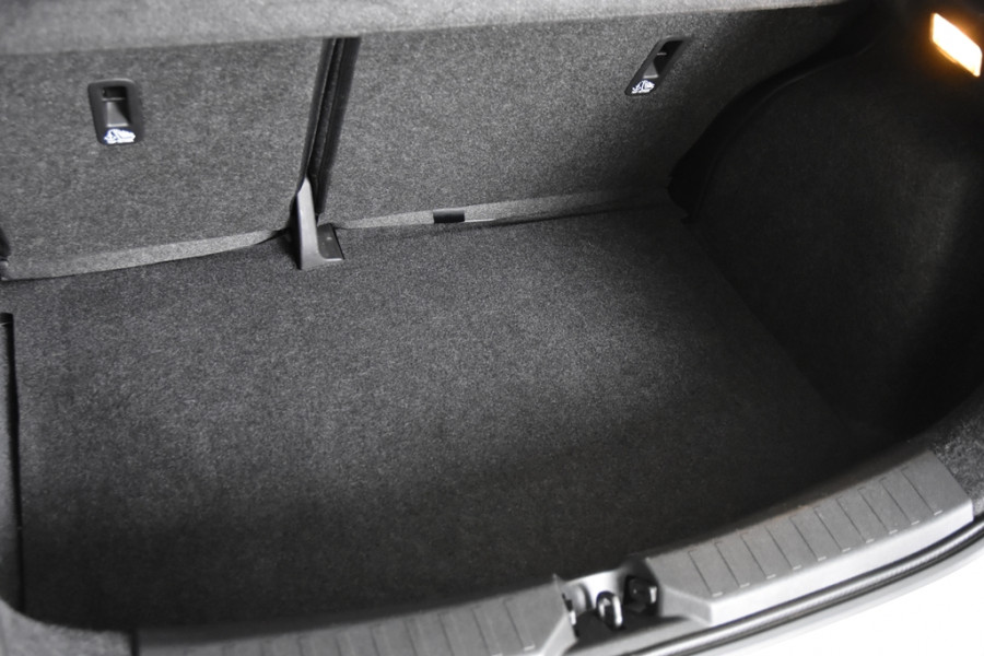 Nissan Micra 0.9 IG-T Visia+ *1ste Eigenaar*Airco*Carplay*Cruise Control*