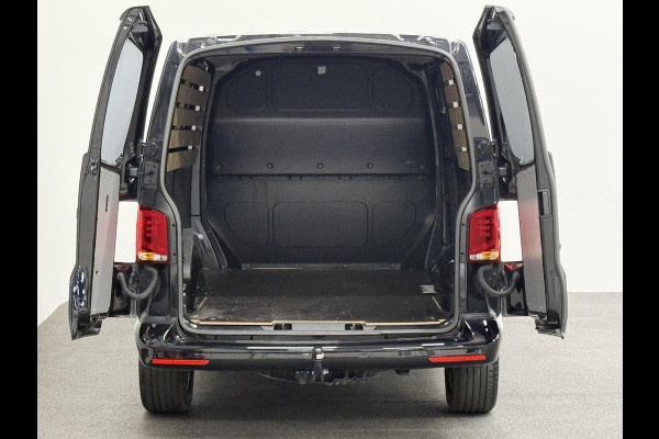 Volkswagen Transporter 2.0 150PK L2H1 Highline Automaat Airco  Navi Parkeersensoren Camera Trekhaak Carplay