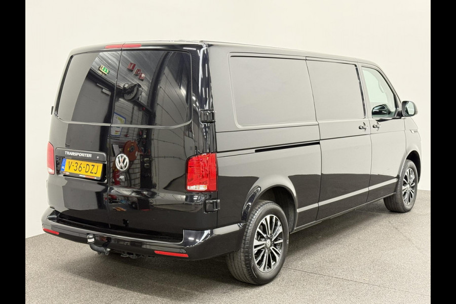 Volkswagen Transporter 2.0 150PK L2H1 Highline Automaat Airco  Navi Parkeersensoren Camera Trekhaak Carplay