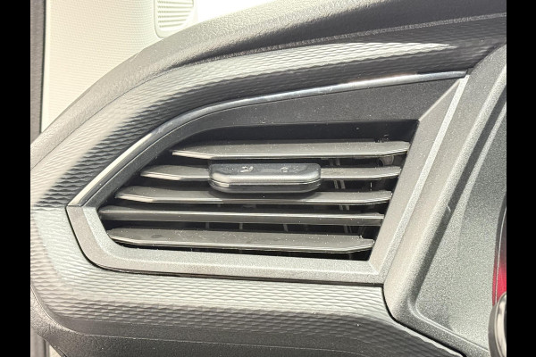 Volkswagen Transporter 2.0 150PK L2H1 Highline Automaat Airco  Navi Parkeersensoren Camera Trekhaak Carplay