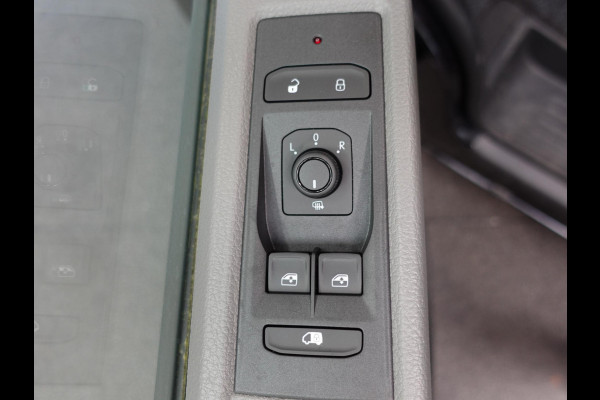 Volkswagen Transporter 2.0 150PK L2H1 Highline Automaat Airco  Navi Parkeersensoren Camera Trekhaak Carplay