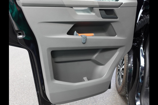 Volkswagen Transporter 2.0 150PK L2H1 Highline Automaat Airco  Navi Parkeersensoren Camera Trekhaak Carplay