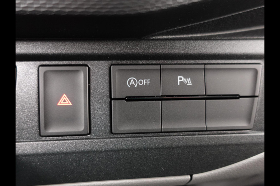 Volkswagen Transporter 2.0 150PK L2H1 Highline Automaat Airco  Navi Parkeersensoren Camera Trekhaak Carplay