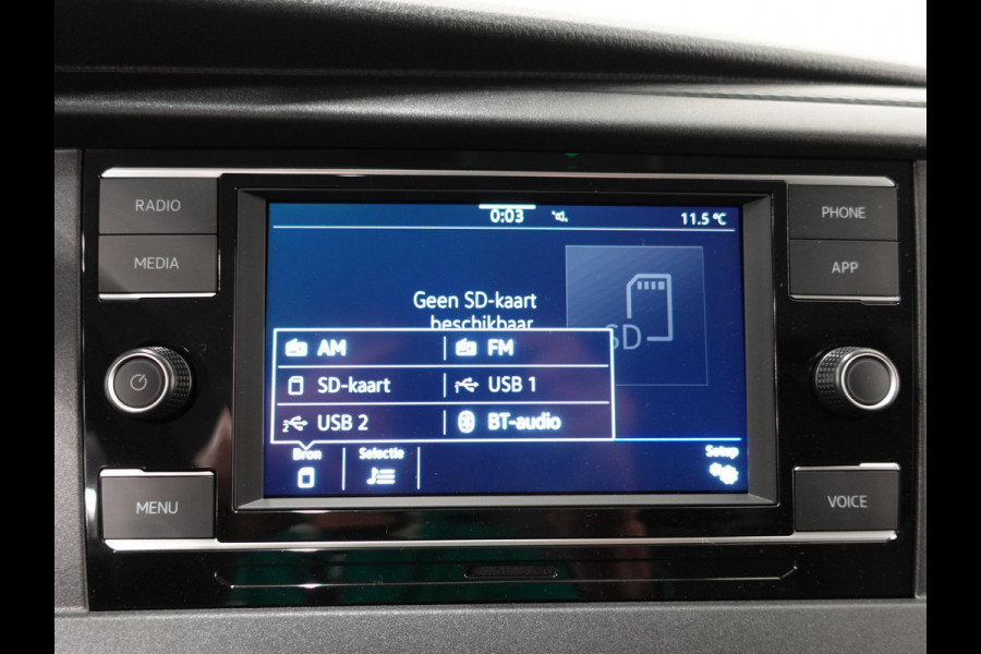 Volkswagen Transporter 2.0 150PK L2H1 Highline Automaat Airco  Navi Parkeersensoren Camera Trekhaak Carplay