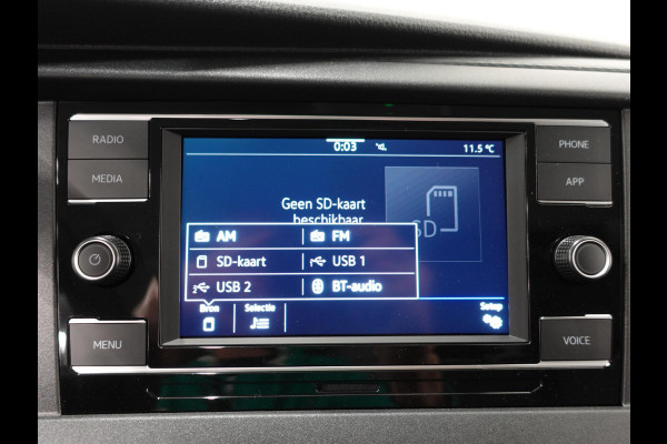 Volkswagen Transporter 2.0 150PK L2H1 Highline Automaat Airco  Navi Parkeersensoren Camera Trekhaak Carplay