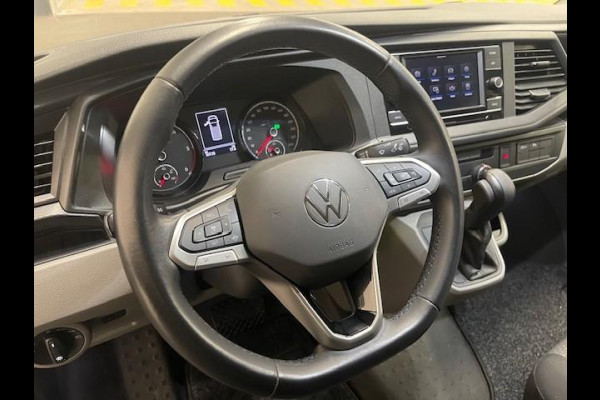 Volkswagen Transporter 2.0 TDI L2H1 28 Highline Automaat Airco Cruise Control Navi PDC V&A Trekhaak