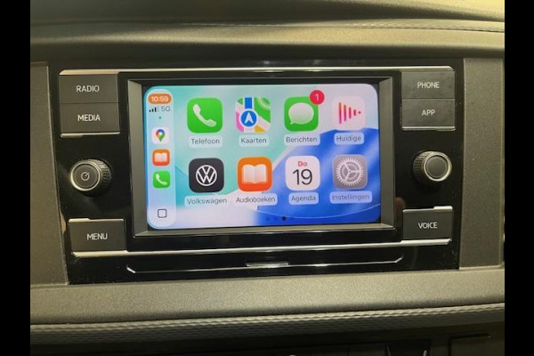 Volkswagen Transporter 2.0 TDI L2H1 28 Highline Automaat Airco Cruise Control Navi PDC V&A Trekhaak