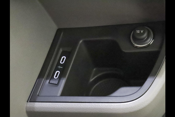 Volkswagen Transporter 2.0 TDI L2H1 28 Highline Automaat Automaat Camera Airco Cruise Navi Trekhaak
