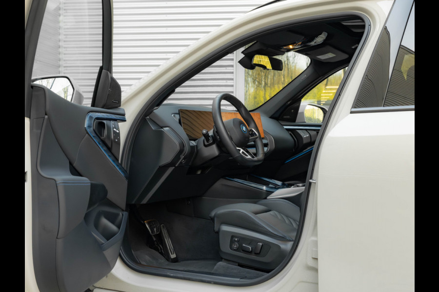 BMW X3 30e xDrive M-Sport Pro - Pano - Trekhaak - ACC - Head-up