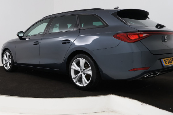 Seat Leon Sportstourer 1.5 eTSI FR Launch Edition (DIGITALE COCKPIT, NAVIGATIE, CRUISE CONTROL ADAPTIEF, PARKEERSENSOREN)