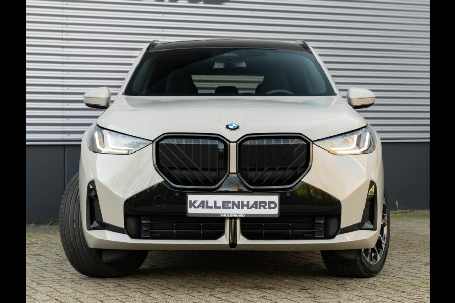 BMW X3 30e xDrive M-Sport Pro - Pano - Trekhaak - ACC - Head-up