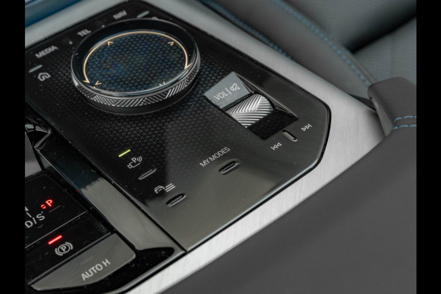 BMW X3 30e xDrive M-Sport Pro - Pano - Trekhaak - ACC - Head-up