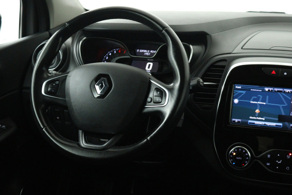 Renault Captur 0.9 TCe Intens (TREKHAAK, CAMERA, CRUISE CONTROL, PARKEERSENSOREN, NAVIGATIE)