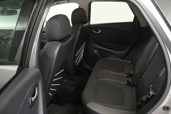 Renault Captur 0.9 TCe Intens (TREKHAAK, CAMERA, CRUISE CONTROL, PARKEERSENSOREN, NAVIGATIE)