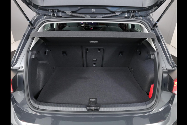 Volkswagen Golf 1.4 eHybrid Style 204 pk Automaat (DSG) | Navigatie via App | Parkeersensoren | Adaptieve cruise control | LED koplampen |