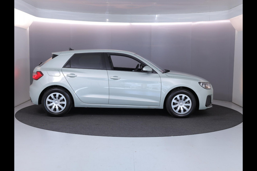 Audi A1 Sportback 30 TFSI Advanced edition 116pk AUT|  Sportstoelen | Navigatie via App | Climatronic | Verwarmbare voorstoelen | Gratis winterset