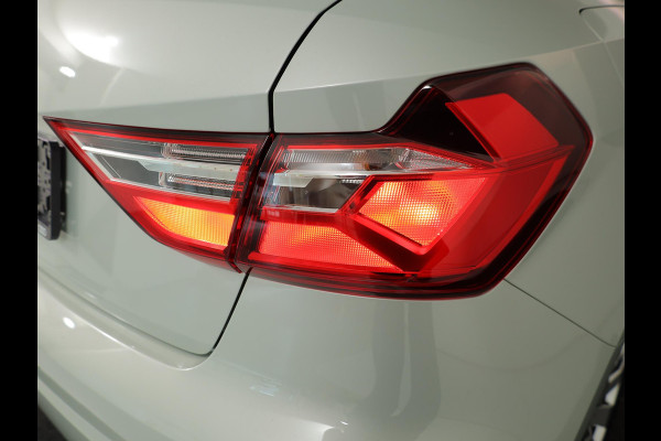 Audi A1 Sportback 30 TFSI Advanced edition 116pk AUT|  Sportstoelen | Navigatie via App | Climatronic | Verwarmbare voorstoelen | Gratis winterset