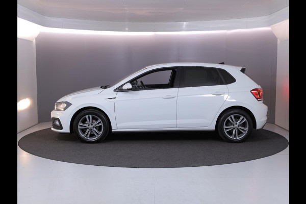Volkswagen Polo 1.0 TSI Highline Business R 95 pk | Navigatie | Parkeersensoren | Autom. airco | Adaptieve cruise control | Voll. digitaal instrumentenpaneel |