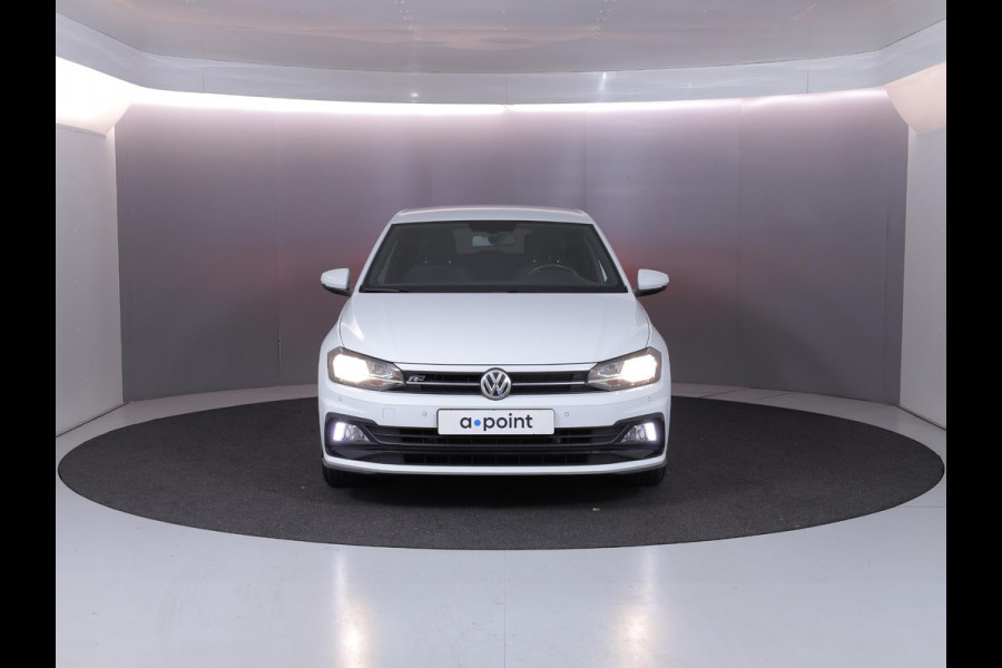 Volkswagen Polo 1.0 TSI Highline Business R 95 pk | Navigatie | Parkeersensoren | Autom. airco | Adaptieve cruise control | Voll. digitaal instrumentenpaneel |