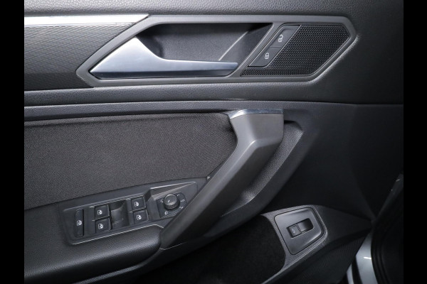 Volkswagen Tiguan Allspace 1.5 TSI Highline Business R 7p. 150pk DSG| Pano-dak| 20'LM-velgen|