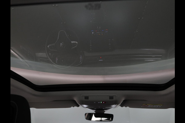 Volkswagen Passat Variant 1.4 TSI PHEV GTE Business 218 pk Automaat (DSG) | Navigatie | Panoramadak | Parkeersensoren (Park assist) | Rondomzicht camera | Stoelverwarming v/a |