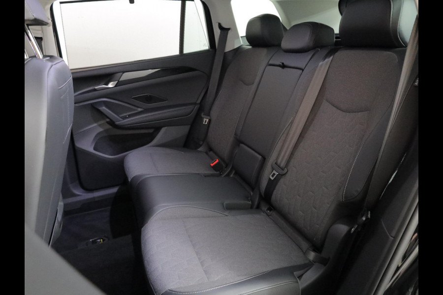 Volkswagen Tayron 1.5 eHybrid Life Edition 204PK PHEV | Verlengde garantie | Trekhaak wegklapbaar | Stoel- en stuurverwarming | 20" LM velgen |