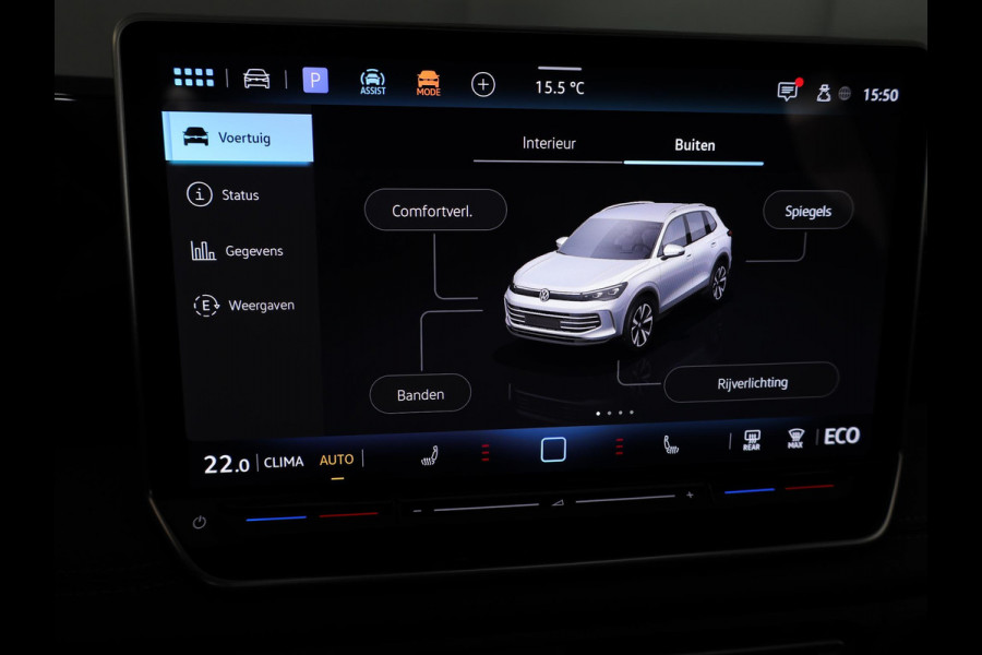 Volkswagen Tiguan 1.5 eHybrid R-Line Edition 272 pk Automaat (DSG) | Verlengde garantie | Navigatie | Panoramadak | Parkeersensoren (Park assist) | Rondomzicht camera | Stoelverwarming v/a | R-Line |