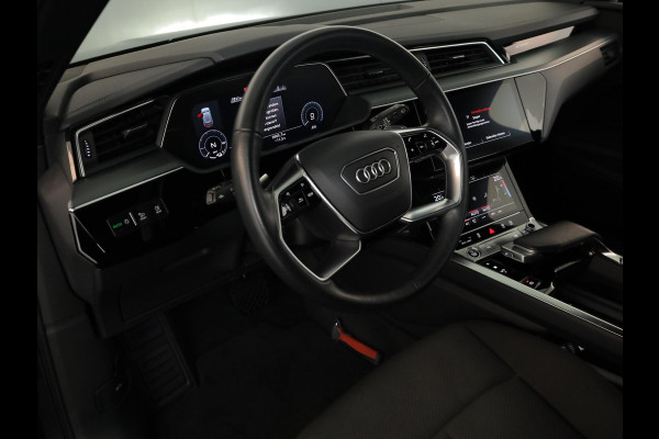 Audi e-tron 55 quattro Business edition 95 kWh 408pk | Elektrische verstelbare voorstoelen | Trekhaak| 21 inch lichtmetalen velgen |