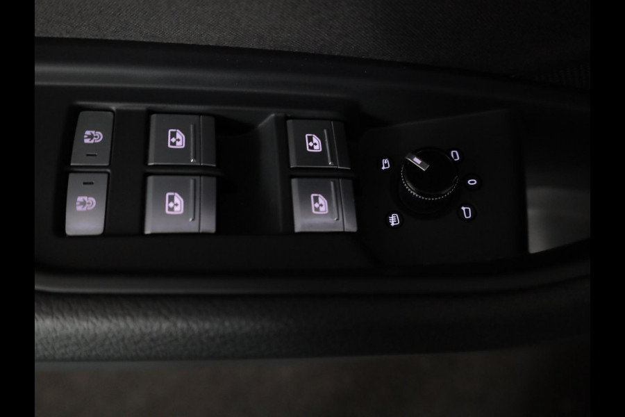 Audi e-tron 55 quattro Business edition 95 kWh 408pk | Elektrische verstelbare voorstoelen | Trekhaak| 21 inch lichtmetalen velgen |