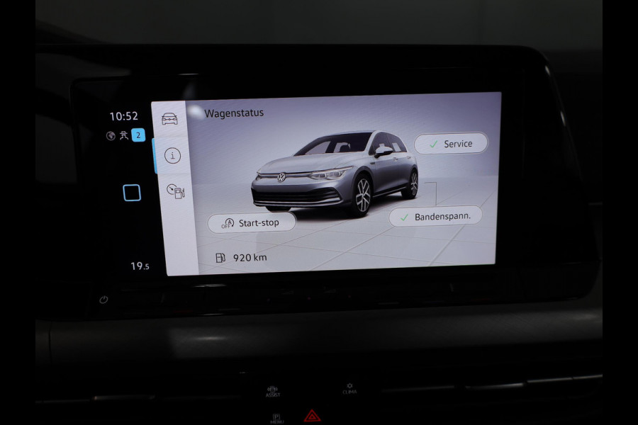 Volkswagen Golf 1.0 eTSI Life 110pk DSG | Camera| Navi| LM-velgen| Park-sensors| Keyless start