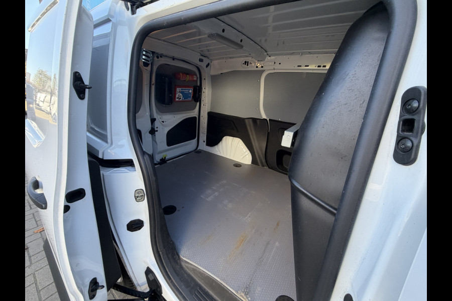 Opel Combo 1.5D L1H1 102PK Euro 6 Edition Cruise Control/carplay/camera