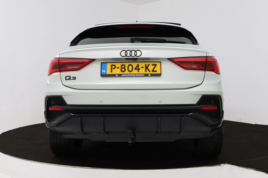 Audi Q3 Sportback 45 TFSI e S Edition (PANORAMADAK, TREKHAAK, LANE-ASSIST, CAMERA, STOELVERWARMING, ELEKTR STOELEN)