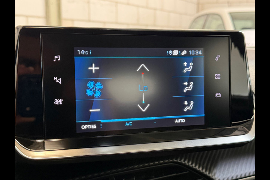 Peugeot 2008 1.2 PureTech Active Pack|Navi|Camera|Trekhaak
