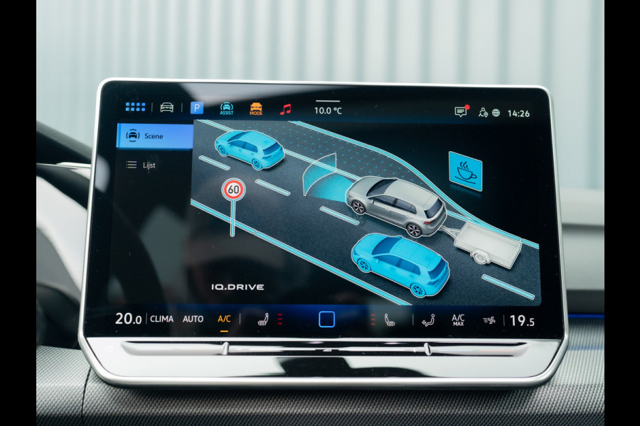 Volkswagen Golf 1.5 eTSI R-Line Edition | Panodak | IQ Light | Trekhaak wegkl. | Harman/Kardon | Head Up | Prijs Rijklaar!!