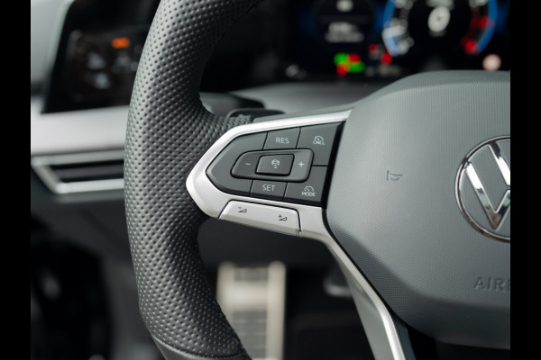 Volkswagen Golf 1.5 eTSI R-Line Edition | Panodak | IQ Light | Trekhaak wegkl. | Harman/Kardon | Head Up | Prijs Rijklaar!!