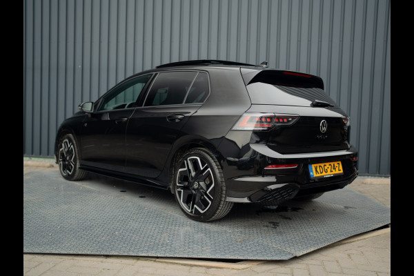 Volkswagen Golf 1.5 eTSI R-Line Edition | Panodak | IQ Light | Trekhaak wegkl. | Harman/Kardon | Head Up | Prijs Rijklaar!!