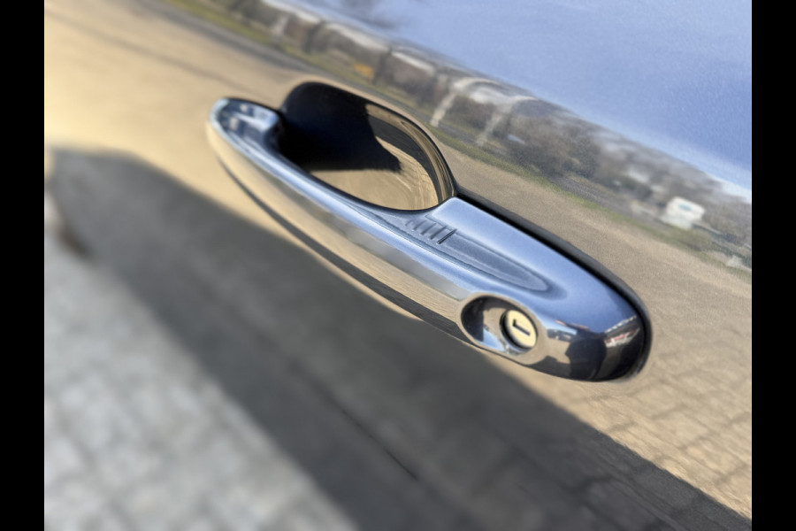 Ford Focus 1.5 ST Line X Business / Automaat / Carplay / Camera / Keyless / Sensoren V+A /