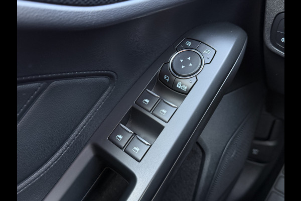 Ford Focus 1.5 ST Line X Business / Automaat / Carplay / Camera / Keyless / Sensoren V+A /