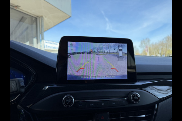 Ford Focus 1.5 ST Line X Business / Automaat / Carplay / Camera / Keyless / Sensoren V+A /