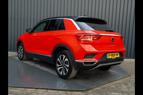 Volkswagen T-Roc 1.5 TSI Active | Stoelverw. | Apple Carplay / Android Auto | Prijs Rijklaar!!